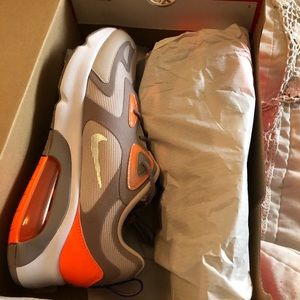 NIKE AIR MAX 200 WTR